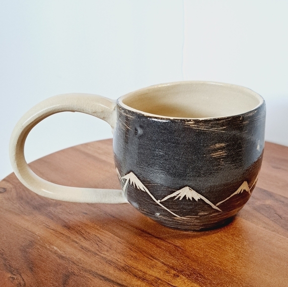 Hand Thrown Exaggerated Handle Landcape Mug‎ - Picture 1 of 5